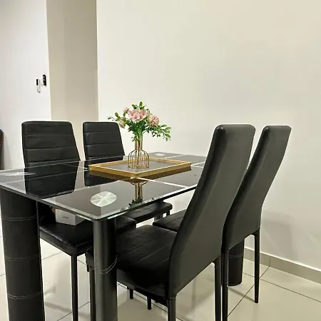Dsummit City View High Floor 5-6 Pax Netflix Wifi Johor Bahru Exterior photo